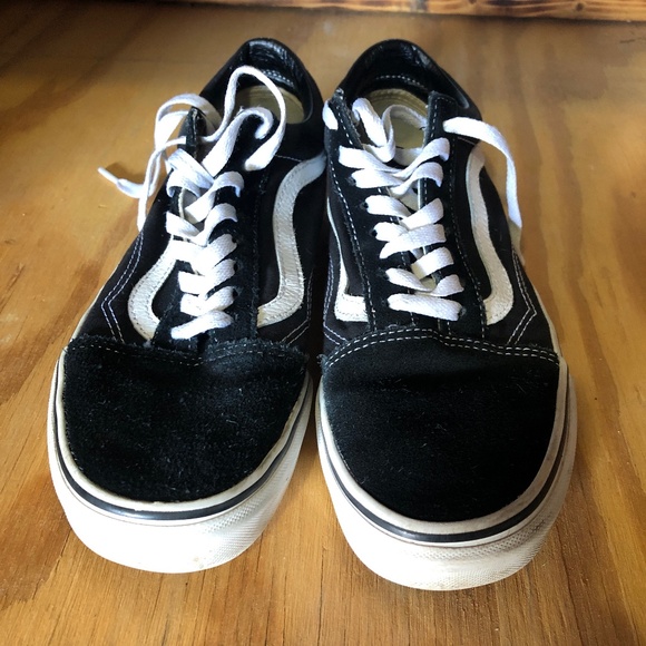Vans Other - Black and white low top